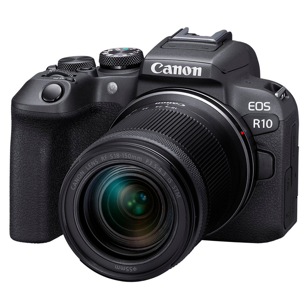 Canon EOS R10 -järjestelmäkamera ja RF-S 18-150mm f/3.5-6.3 IS STM